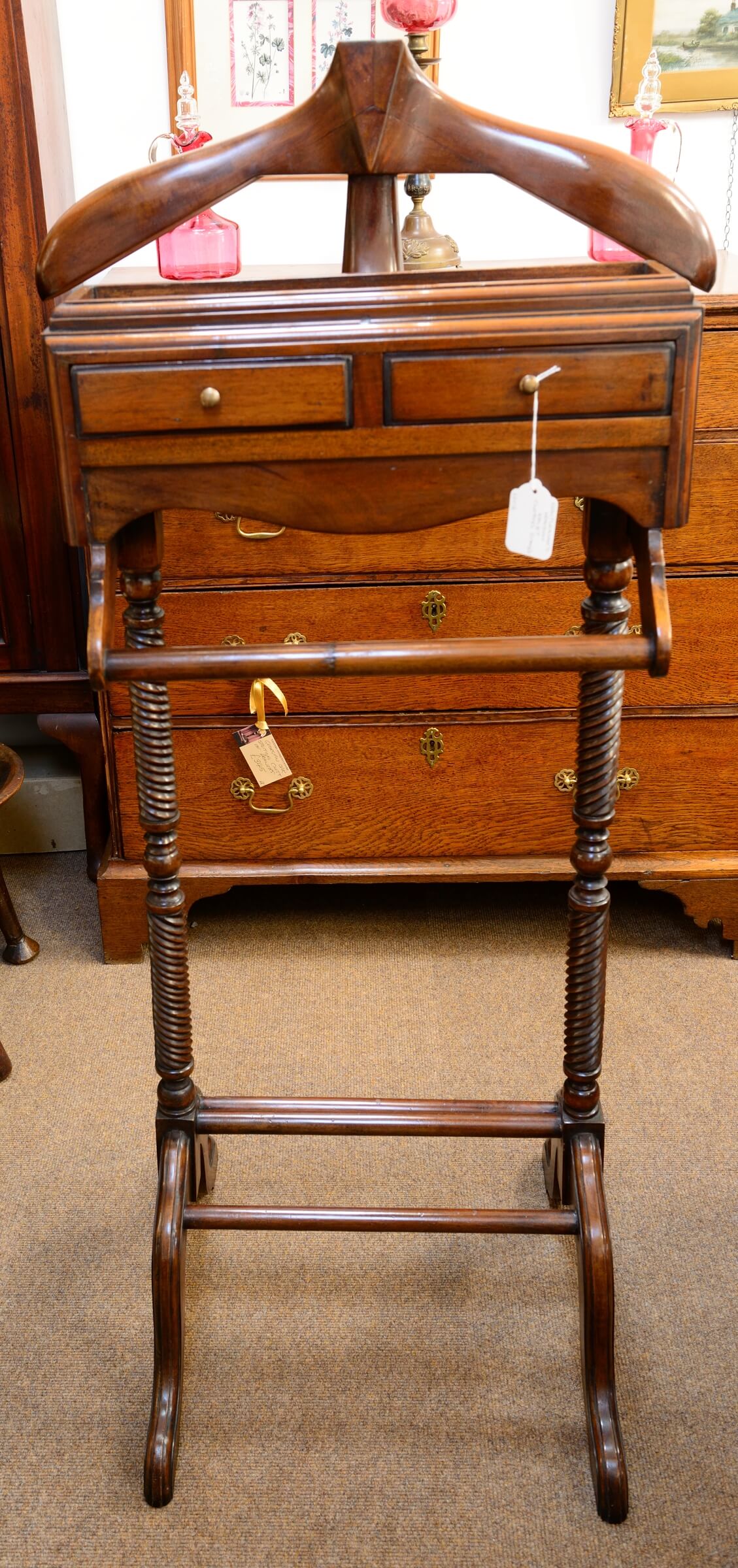 Gentleman's Bedroom Valet Stand